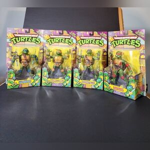 Teenage Mutant Ninja Turtles Set ALL FOUR Action Figures TMNT
